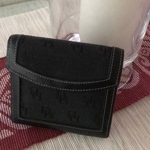 Dooney and Bourke Black trifold wallet